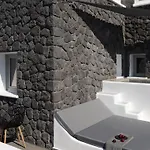Aparthotel Griseo Karterados (Santorini)