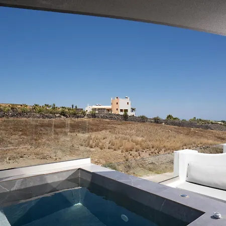 Griseo 4* Karterados (Santorini)