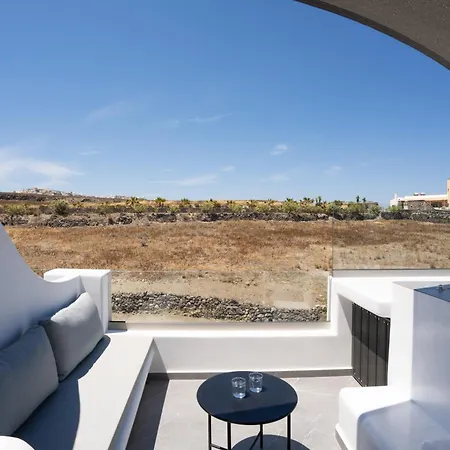 Griseo Aparthotel Karterados (Santorini)