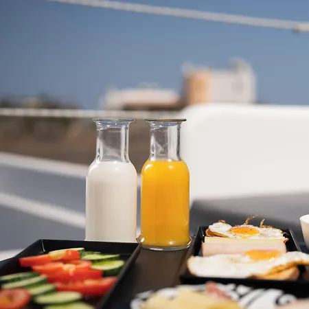 Griseo Aparthotel Karterados (Santorini)