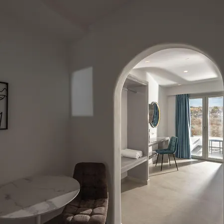 Griseo Aparthotel Karterados (Santorini)