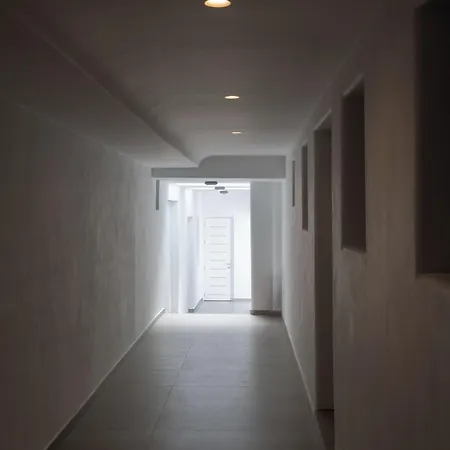 Griseo Aparthotel Karterados (Santorini)