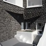 Griseo Lejlighedshotel Karterádos