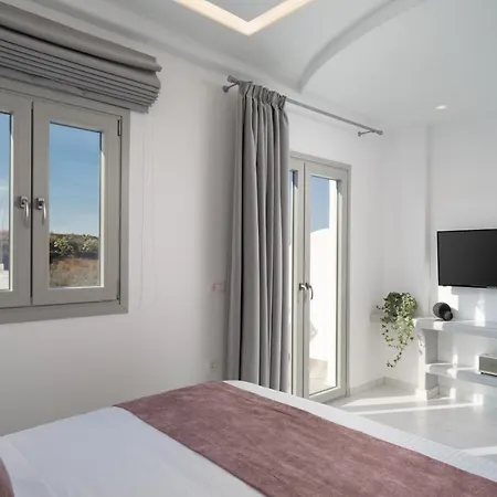 Griseo 4* Karterados (Santorini)