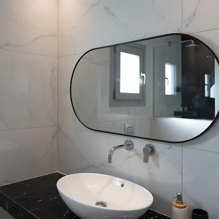 Griseo Karterados (Santorini)