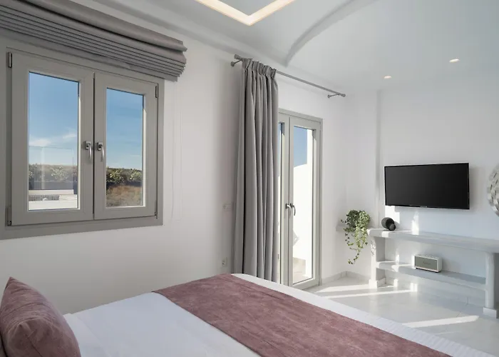 Aparthotel Griseo Karterados (Santorini)